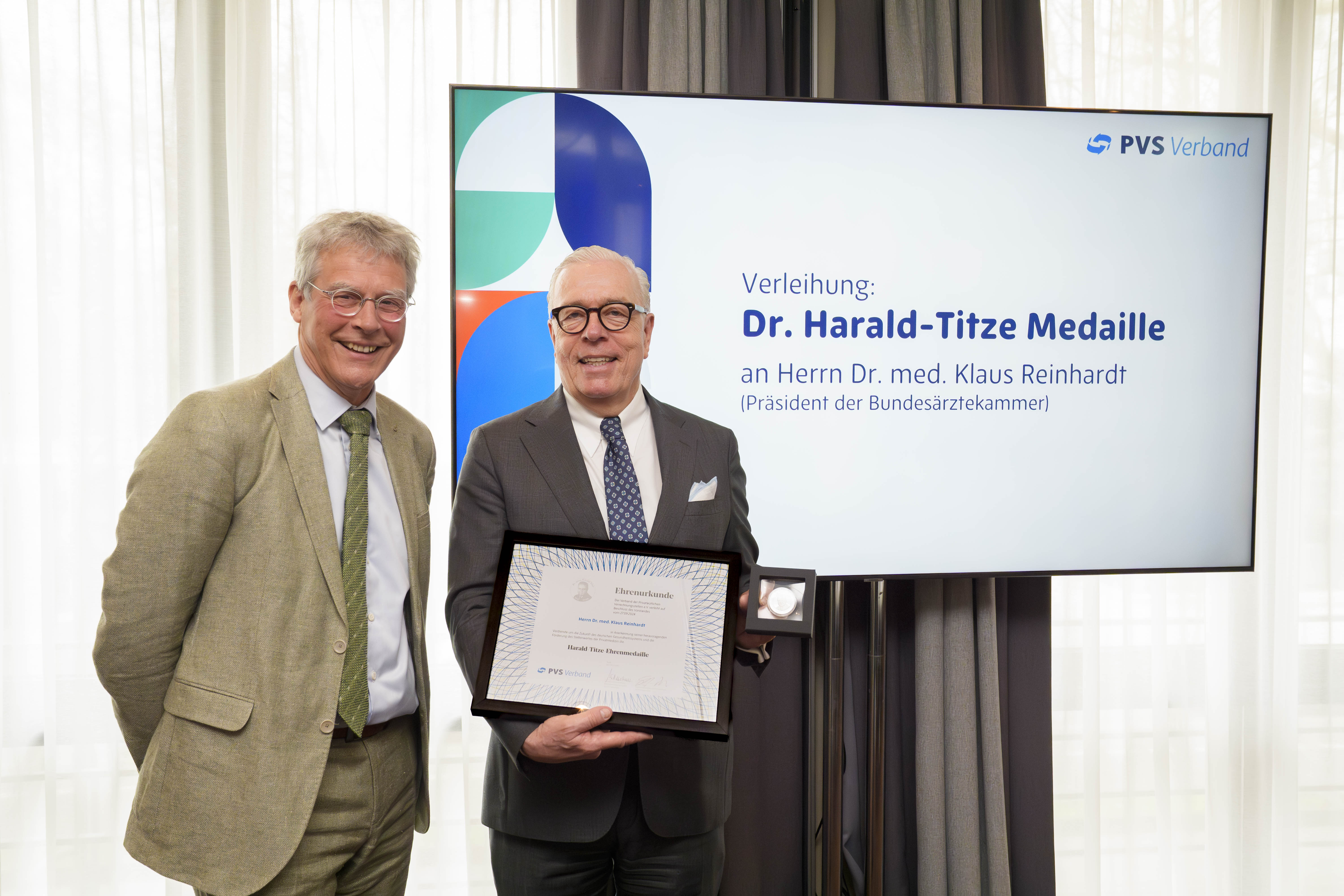 Dr. Reinhardt erhält Haralt-Tietze-Medaille